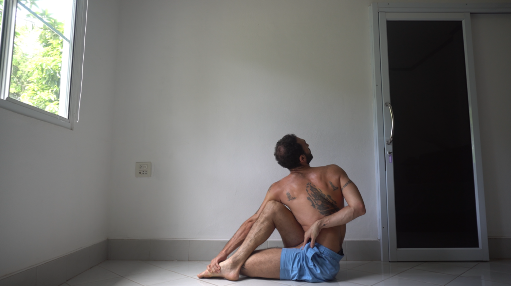 Purna Matsyendrasana